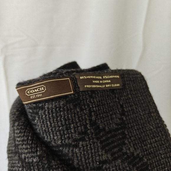 COACH Wool Cashmere Blend Logo All Over Print Black Grey Scarf - Picture 8 of 8